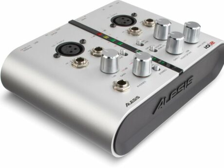 ALESIS iO2 Portable 2 Channel Audio Interface