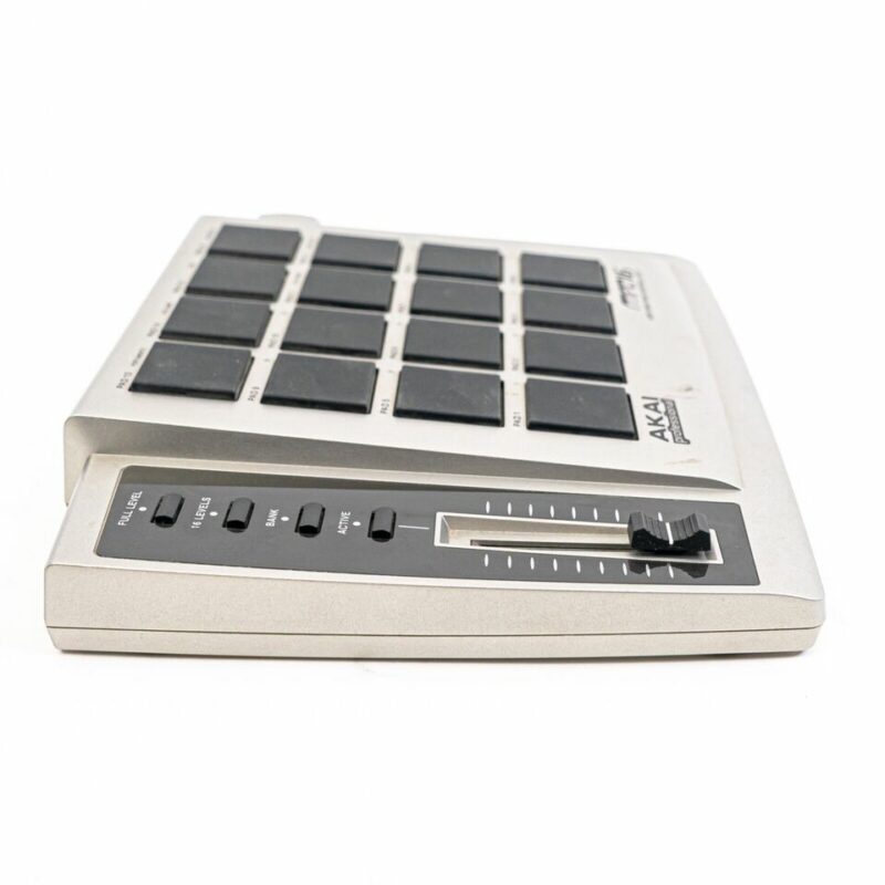 Akai MPD16 USB/MIDI Pad Controller